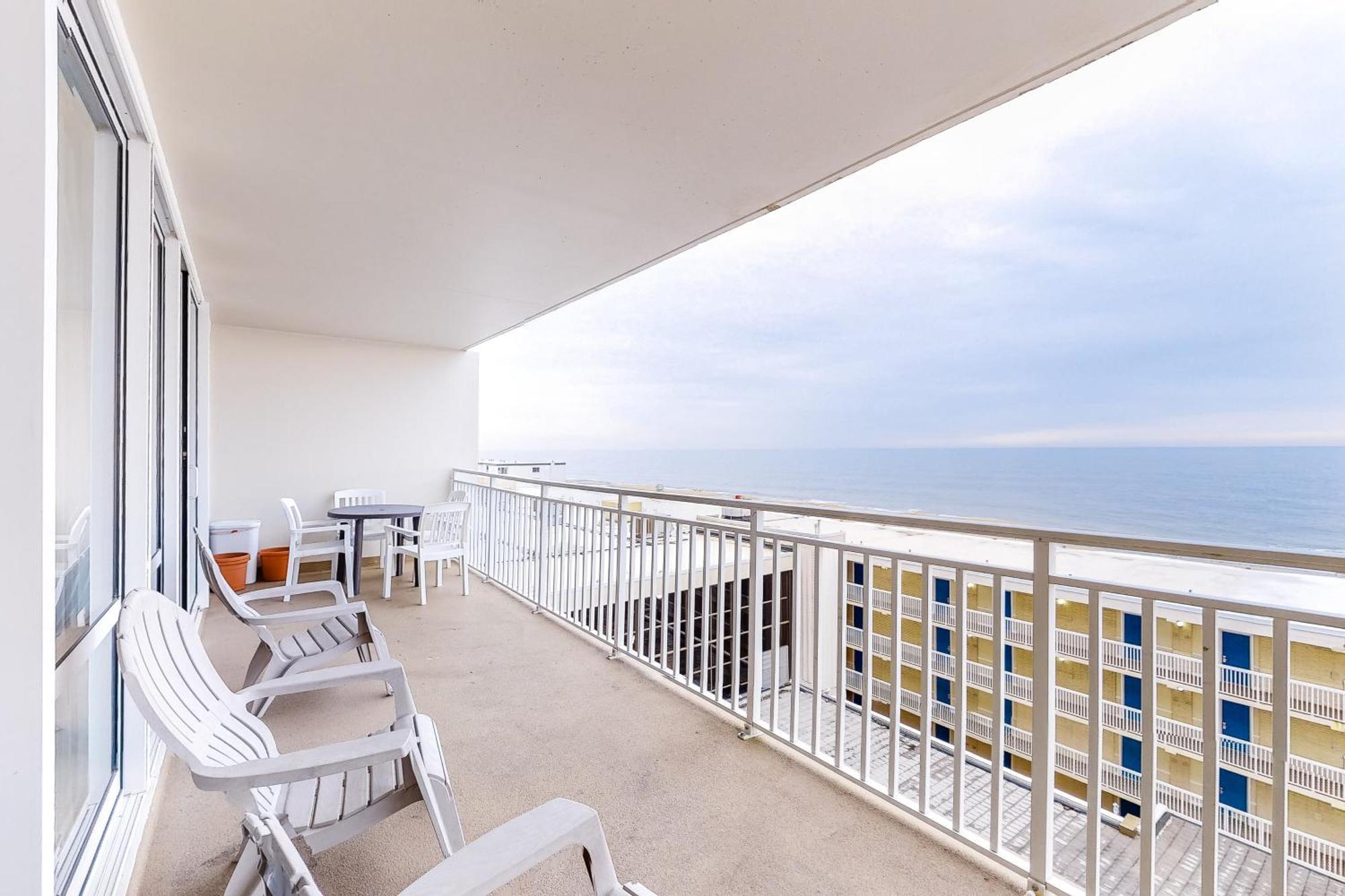Carousel Condos Ocean City Room photo